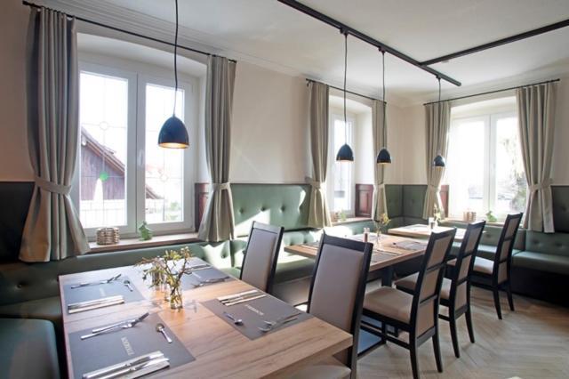 Hotel & Gutsgasthaus Koeberle Lindau  Esterno foto