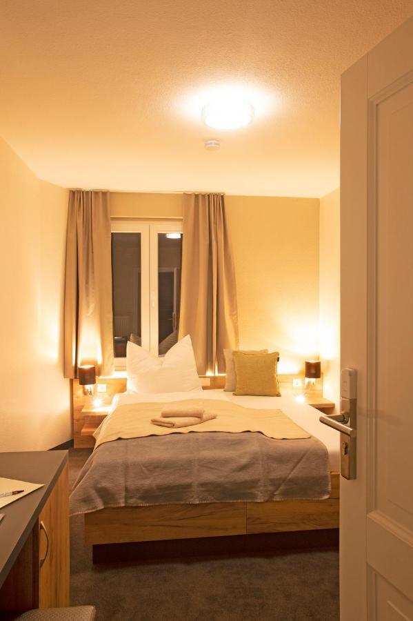 Hotel & Gutsgasthaus Koeberle Lindau  Esterno foto