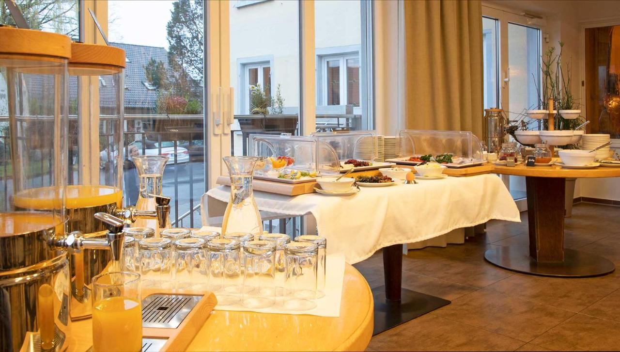 Hotel & Gutsgasthaus Koeberle Lindau  Esterno foto