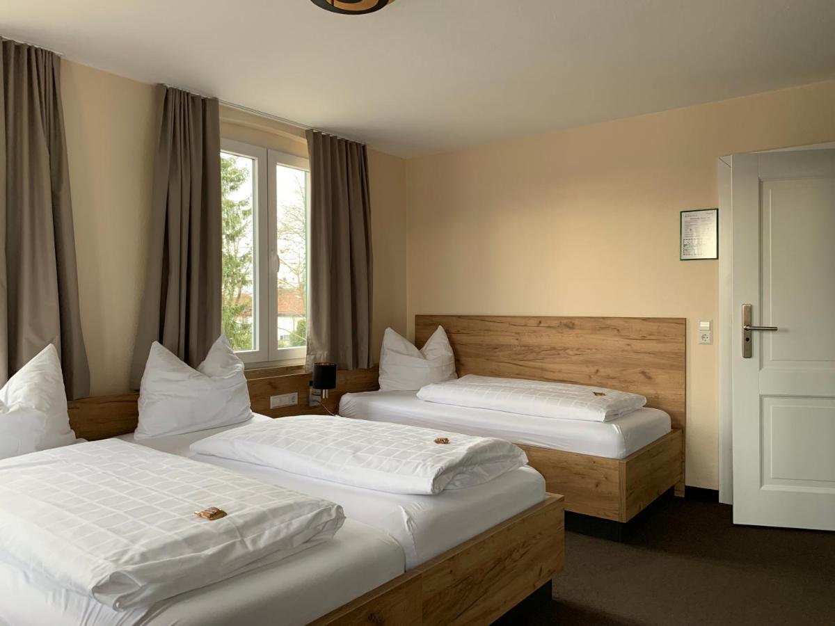 Hotel & Gutsgasthaus Koeberle Lindau  Esterno foto